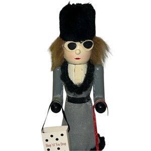 Shop Till You Drop Nutcracker 2015 Lady w Dog Christmas Shopping Figurine 9.5”